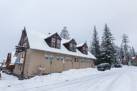 雪地小屋