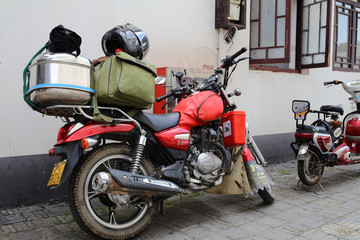 摩托车旅行 摩旅 驴友 摩托