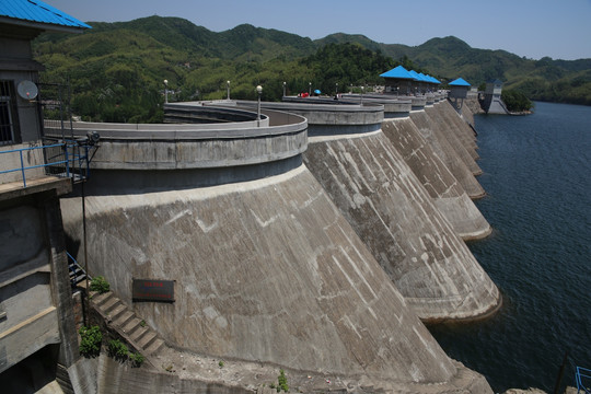 梅山水电站