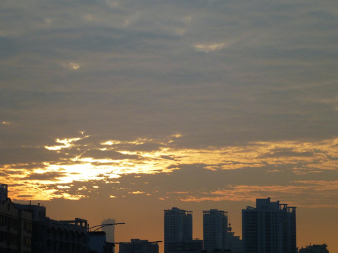 住宅建筑及朝阳景观