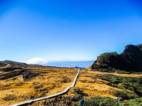 高原山景