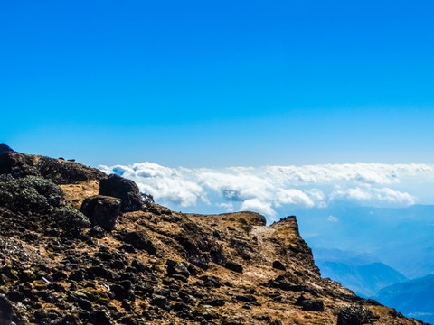 群山