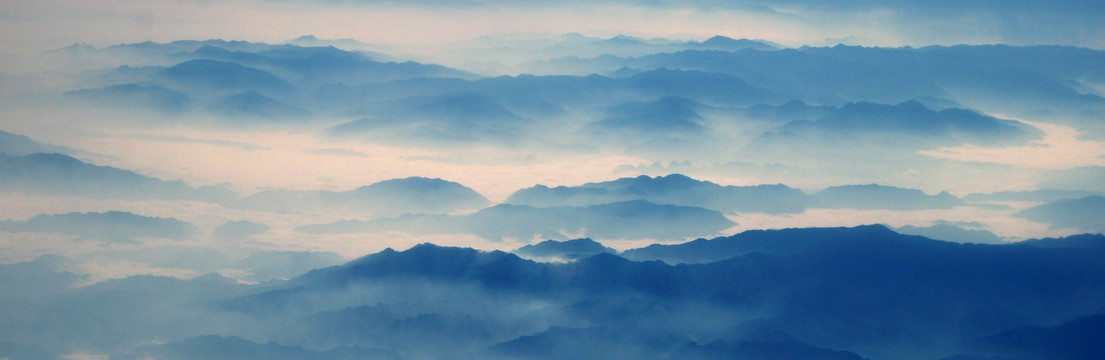 远山水墨