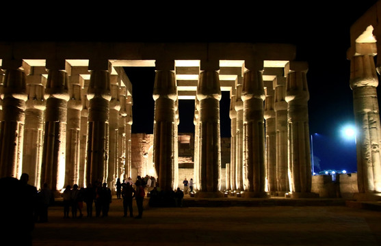 埃及卢克索神庙遗址