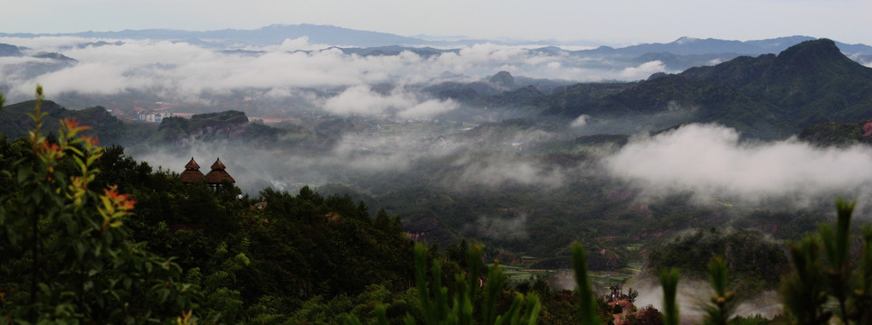 通天寨山雾亭 全景图