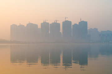 城市晨曦