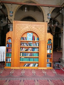 开罗城内哈基姆清真寺