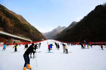 西安翠华山滑雪场