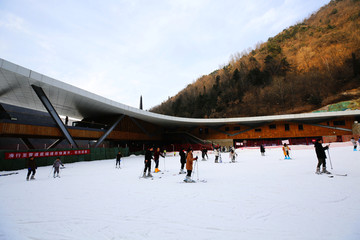 西安翠华山滑雪场