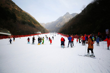 西安翠华山滑雪场