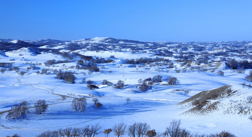 乌兰布统大雪原