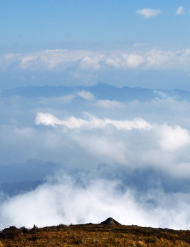 山谷云海