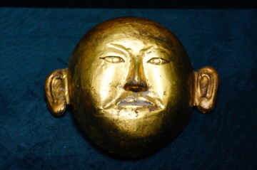 内蒙古博物院文物黄金面具