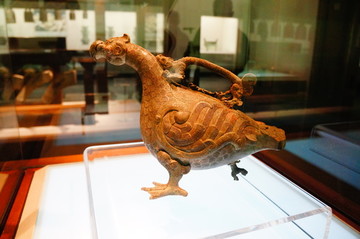 山西省博物院文物青铜器鸟壶