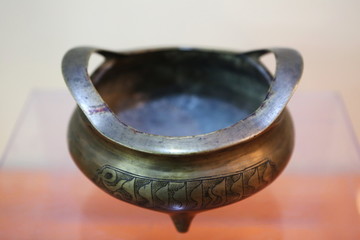 民国时期阿文铜香炉