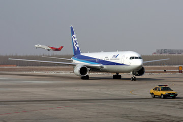 飞机 全日空航空 波音B767