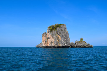 大海中的一座小岛 大海中的小岛