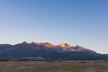 玉龍雪山金頂