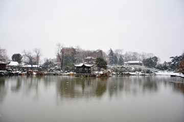 江南园林雪景