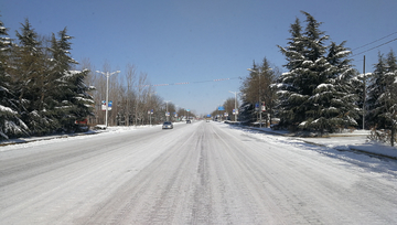 雪中的国道 国道 国道雪景