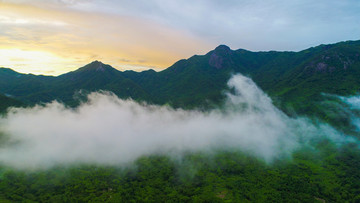 云雾 望夫山