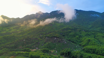 雨后景色 绿色 高山