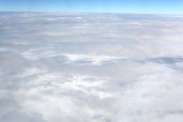 航拍俯瞰大面积云海
