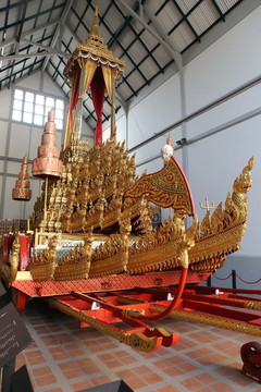 泰国国王龙船