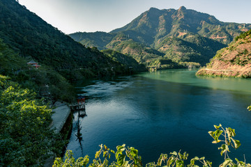 二滩库区山水风光