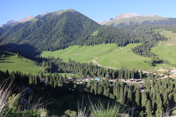 山沟山村