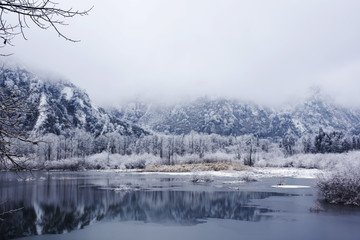 龙池雪景