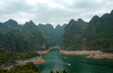 贵州万峰湖