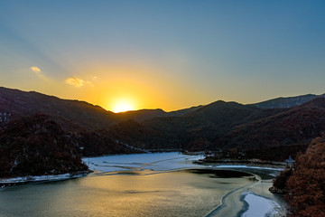 淋漓湖夕阳