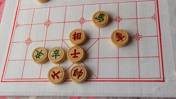 自画象棋盘