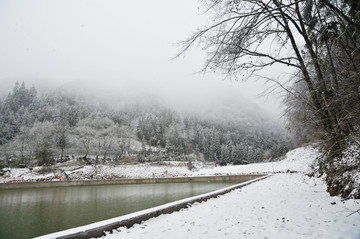 雪景图 冷水镇雪景图