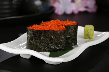 红蟹籽寿司