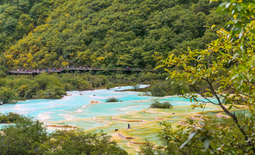 四川黄龙五彩池风景