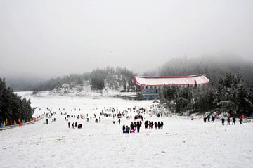 滑雪场 石柱冷水镇滑雪场