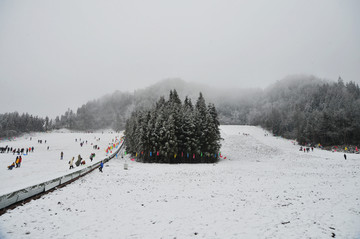 滑雪场 石柱冷水镇滑雪场
