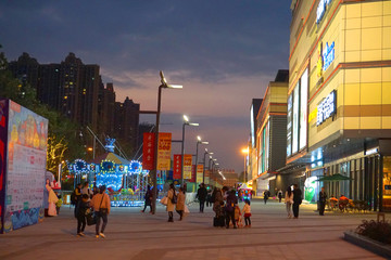 成都新城吾悦广场 夜景