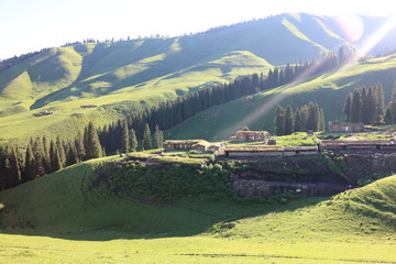 琼库什台 小山村