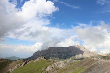 云雾山峰