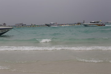 可兰岛海浪沙滩