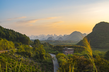 夕照图