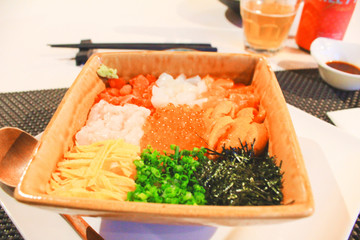 日本料理 海鲜饭