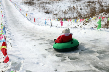 玩雪圈