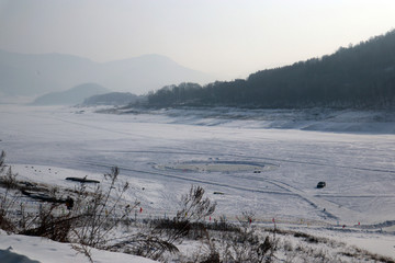 松花湖冬景