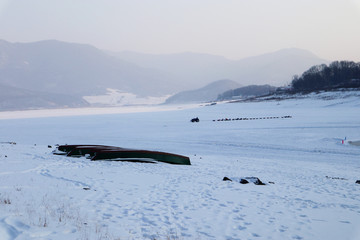 松花湖冬景