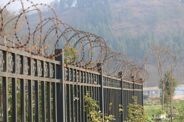 防护墙防护栏
