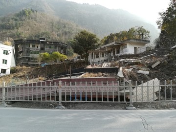 被地震破坏的北川老县城